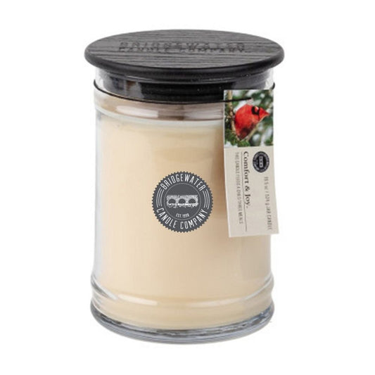 Bridgewater small jar candle Comfort & Joy - licht frisse geur van appel, cederhout, kruiden en amber