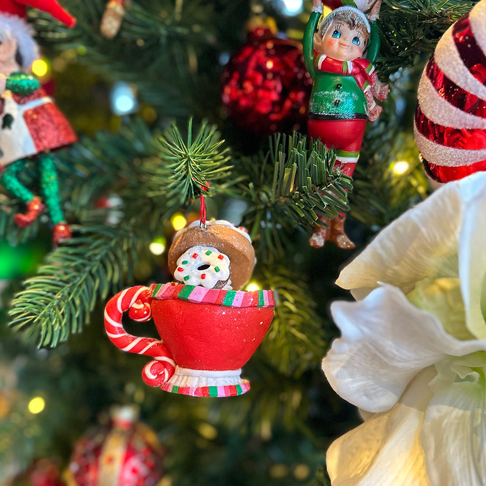 Viv! Christmas Kerstornament - Chocolademelk Mok met Snoep van Klei - rood wit groen - 8cm