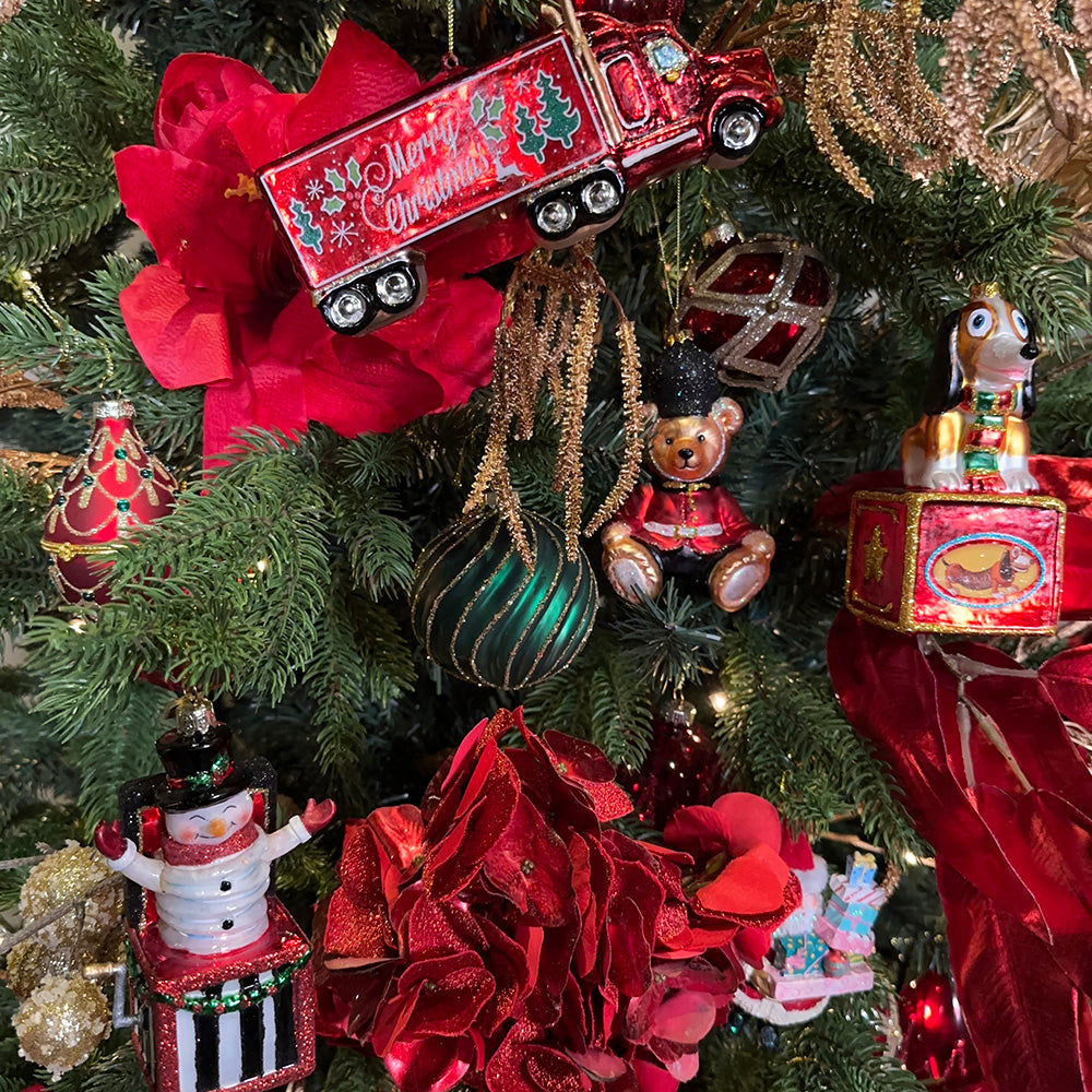 Goodwill M&G Kerstornament - Engelse Teddybeer - glas - bruin rood zwart - 13cm