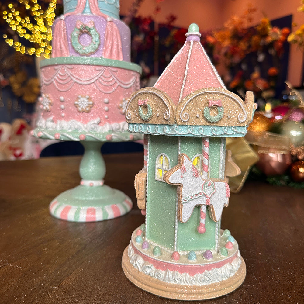 Viv! Christmas Kerstbeeld - Gingerbread Carrousel incl. LED Verlichting - pastel - roze groen - 22cm