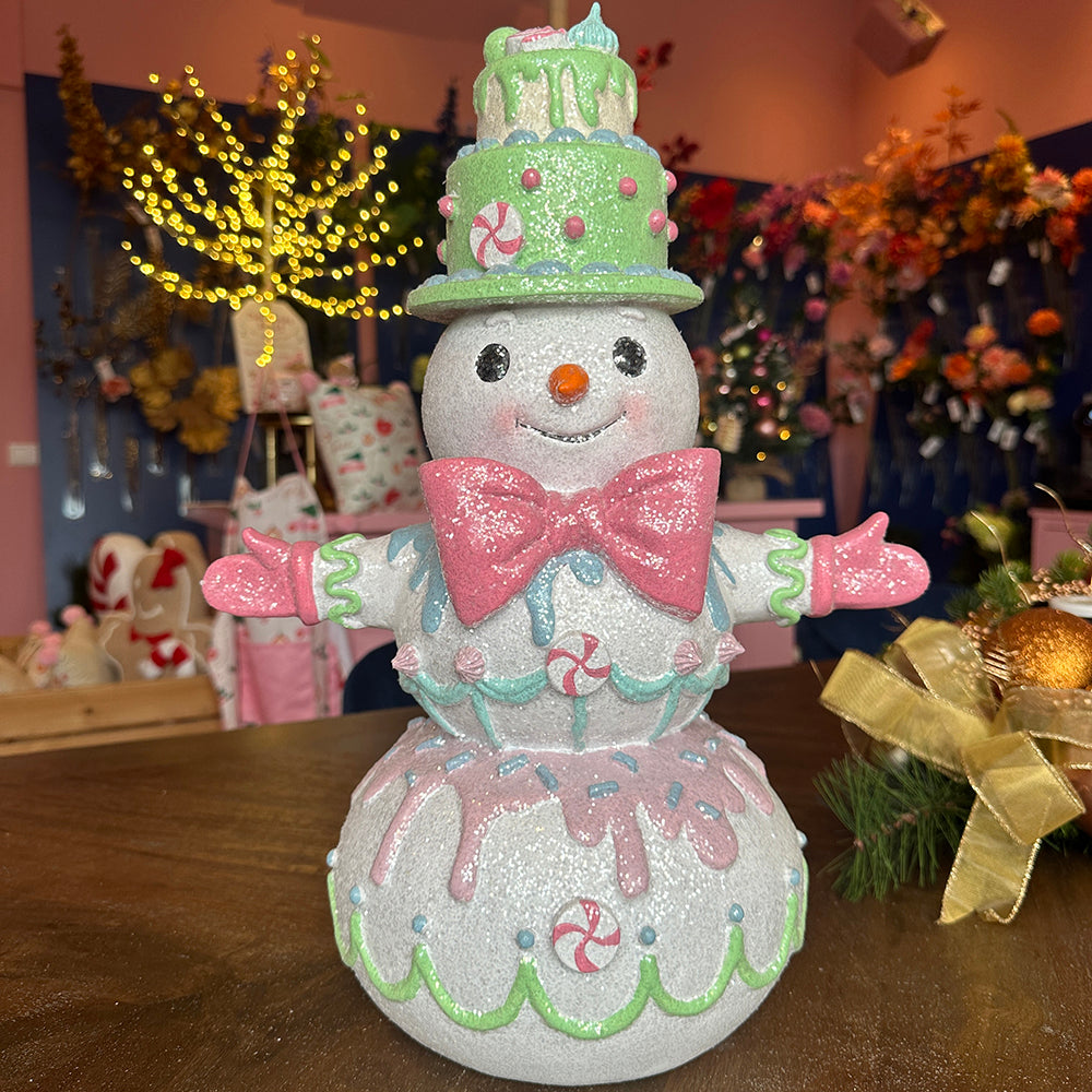 Viv! Christmas Kerstbeeld - Sneeuwpop met Vlinderdas en Snoep  - pastel - roze - 45cm