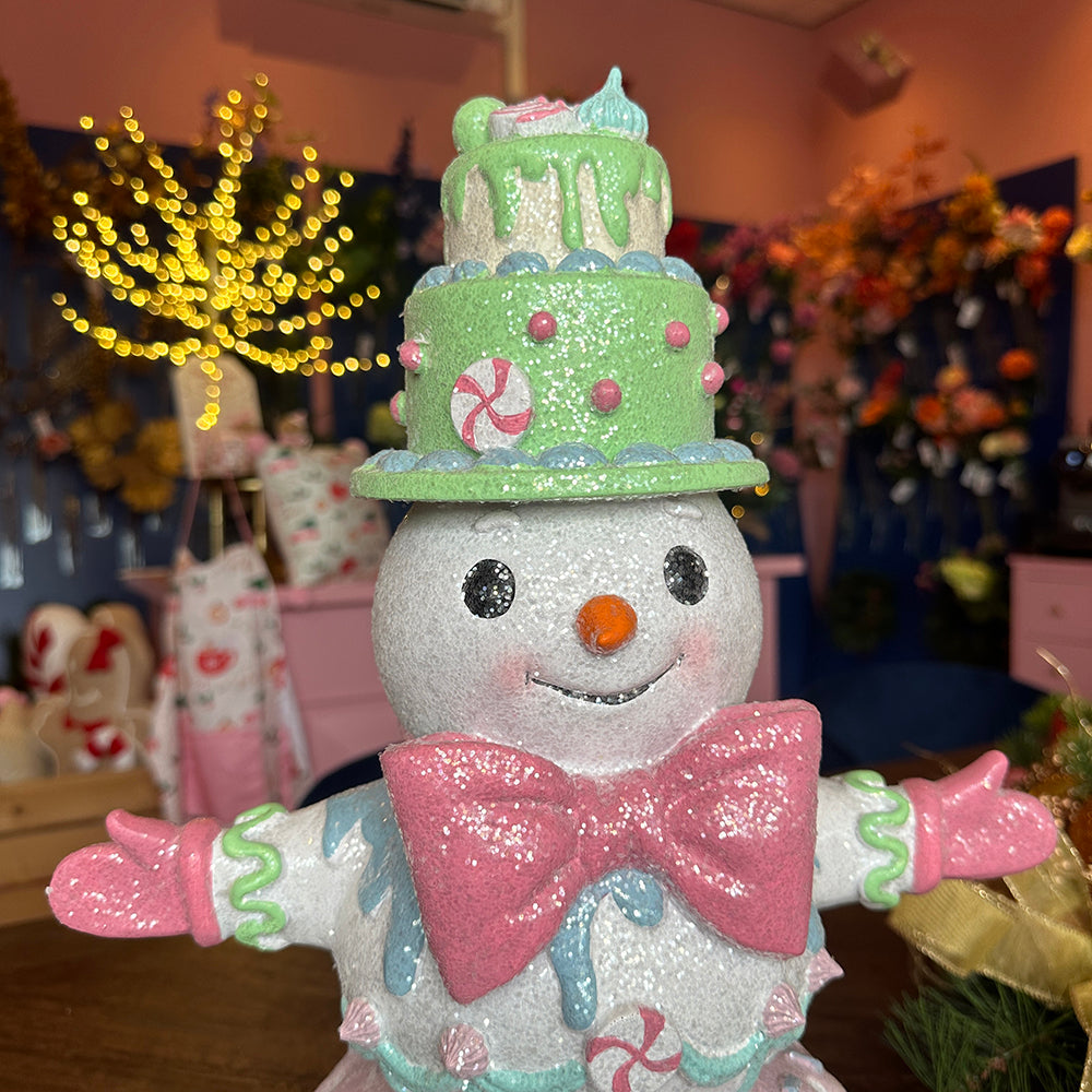 Viv! Christmas Kerstbeeld - Sneeuwpop met Vlinderdas en Snoep  - pastel - roze - 45cm