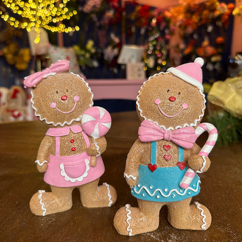 Viv! Christmas Kerstbeeld - Gingerbread Jongen en Meisje met Snoepgoed - set van 2 - pastel - roze blauw - 16.5cm