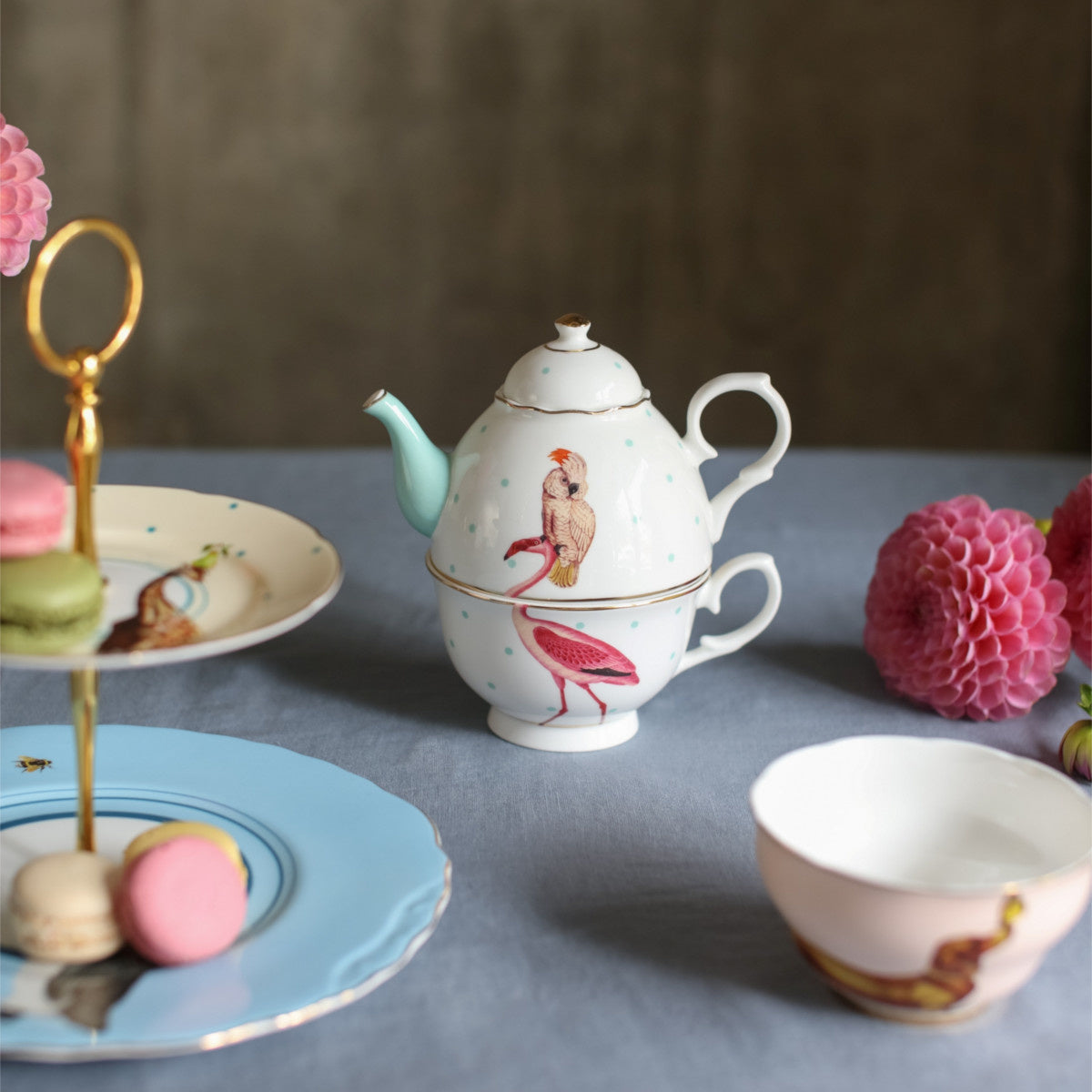 Yvonne Ellen Tea for one - Theepot met kopje - Flamingo en Papegaai - Porselein - topkwaliteit