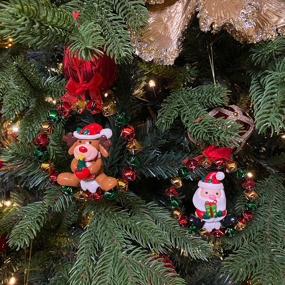 Viv! Christmas Kerstornament - Ring van belletjes met kerstman / rendier  - set van 2 - goud rood groen - 10cm